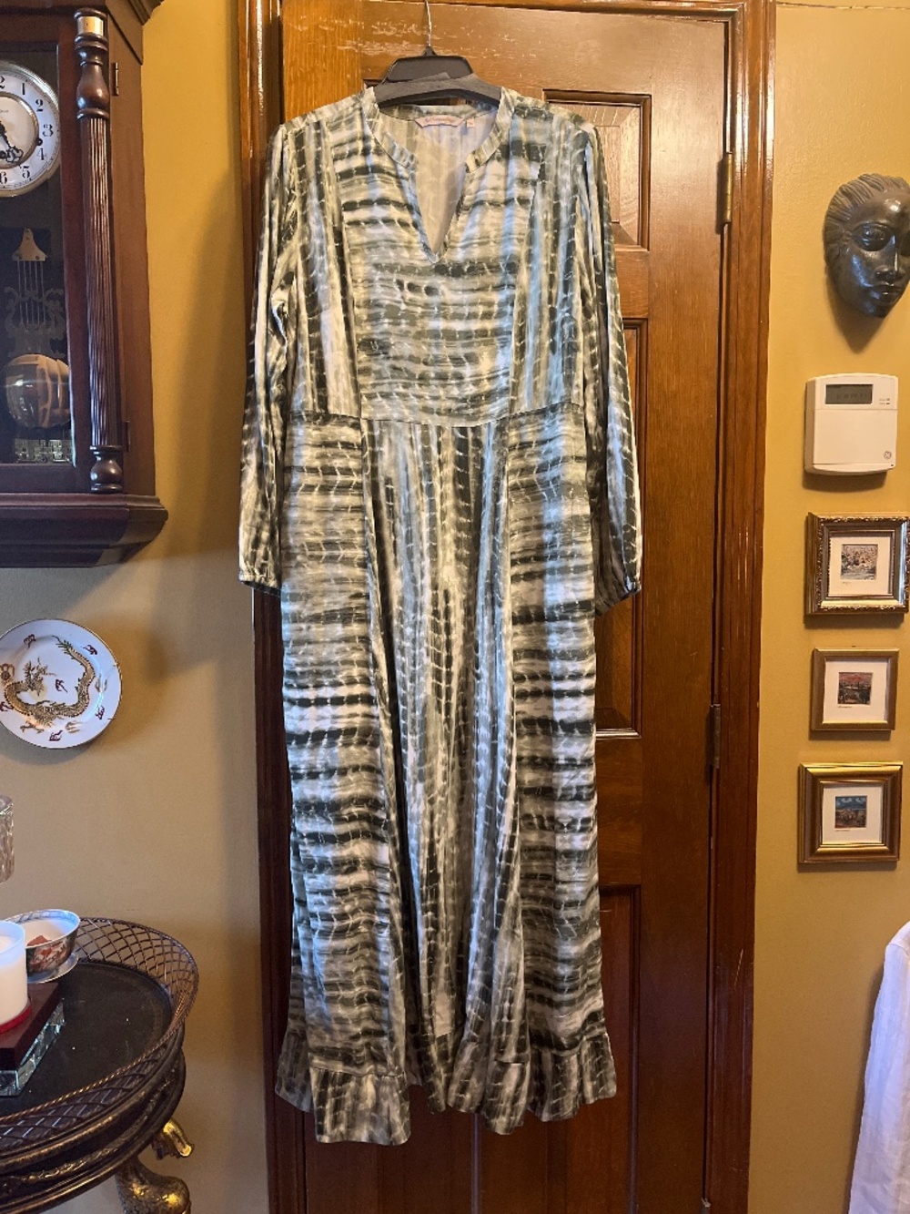 New, Without Tags, Green/Cream V-Neck Maxi Dress.